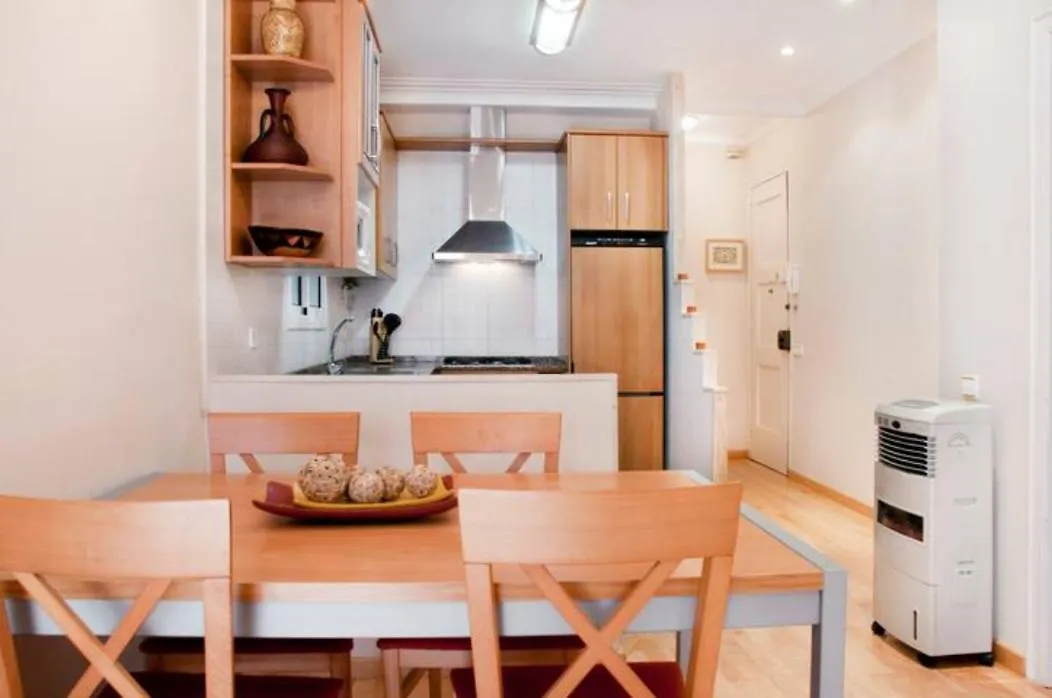 Bbarcelonapartment Acogedor, Tranquilo Con Balcon 巴塞罗那
